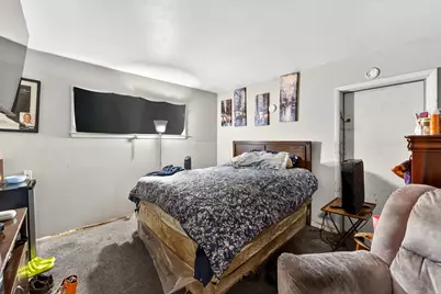 7031 W Villard Ave, Milwaukee, WI 53218 - Photo 10