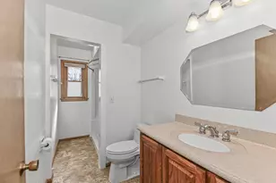 5400 Laura Ln, Greendale, WI 53129 - Photo 12