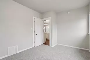 3165 S 15th St, Milwaukee, WI 53215 - Photo 32