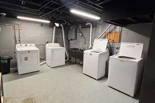 4063 N Elmhurst Rd, Milwaukee, WI 53216 - Photo 16