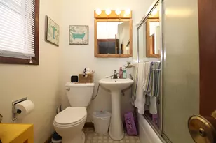 1498 Dousman St, Green Bay, WI 54303 - Photo 10