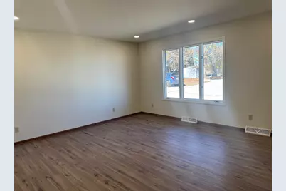 2722 N 21st St, Sheboygan, WI 53083 - Photo 8