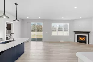 N55W20134 Magnolia Ln, Menomonee Falls, WI 53051 - Photo 14