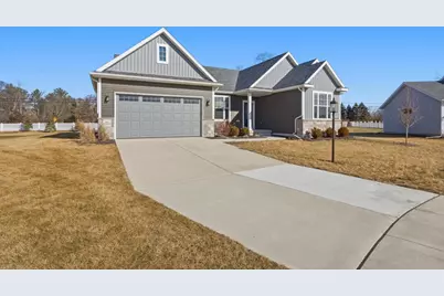 N55W20134  Magnolia Ln, Menomonee Falls, WI 53051 - Photo 2
