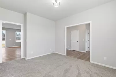 N55W20134  Magnolia Ln, Menomonee Falls, WI 53051 - Photo 4