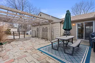 130 W Brown Deer Rd, Bayside, WI 53217 - Photo 32