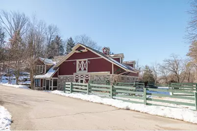 S91W37885  Antique Ln, Eagle, WI 53119 - Photo 32