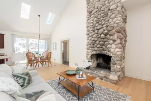 S91W37885 Antique Ln, Eagle, WI 53119 - Photo 8