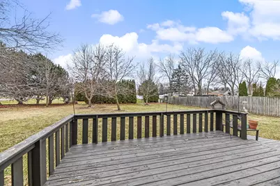 747 E Quail Run, Oak Creek, WI 53154 - Photo 30