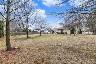 747 E Quail Run, Oak Creek, WI 53154 - Photo 26