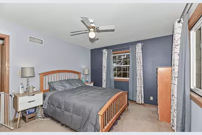 747 E Quail Run, Oak Creek, WI 53154 - Photo 14