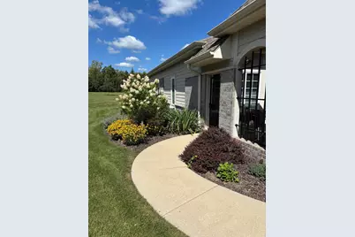 W162N5503  Westwind Dr, Menomonee Falls, WI 53051 - Photo 26
