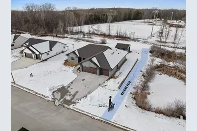 113  Parkview Dr, Whitelaw, WI 54247 - Photo 2