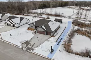 113 Parkview Dr, Whitelaw, WI 54247 - Photo 2