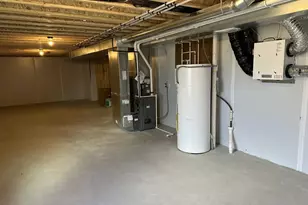 W149N11973 Red Holly Dr, Germantown, WI 53022 - Photo 16