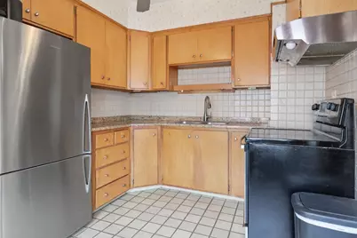 2419  Thor Ave, Racine, WI 53405 - Photo 10