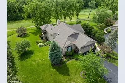 572  Trevino 54-14 Dr, Geneva, WI 53147 - Photo 2