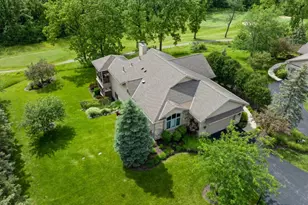 572 Trevino Dr, Geneva, WI 53147 - Photo 12