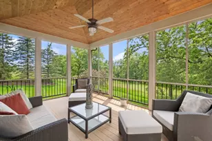 572 Trevino Dr, Lake Geneva, WI 53147 - Photo 1