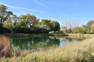 N17W26475 Meadowgrass Circle, Pewaukee, WI 53072 - Photo 40