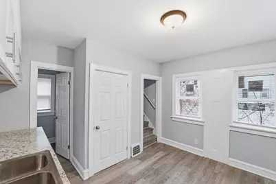 3718 N 18th St, Milwaukee, WI 53206 - Photo 8