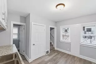 3718 N 18th St, Milwaukee, WI 53206 - Photo 8