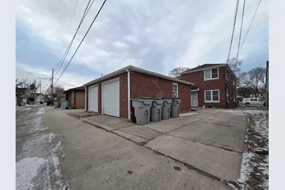4089 N Montreal St, Milwaukee, WI 53216 - Photo 4