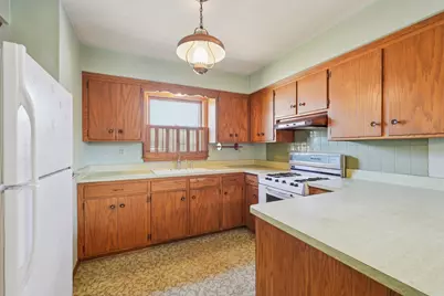 6657 N 53rd St, Milwaukee, WI 53223 - Photo 10