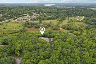 N1W31286 Hickory Hollow Ct, Delafield, WI 53018 - Photo 70