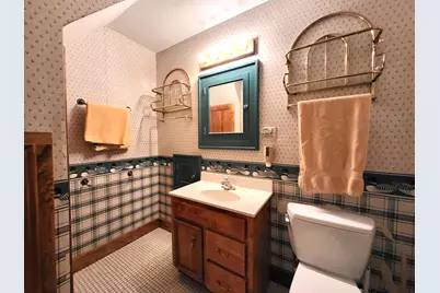 250  Frederick St, Waukesha, WI 53186 - Photo 48