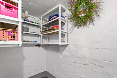 625 S 27th St, Manitowoc, WI 54220 - Photo 32