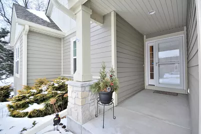 W144N4834  Stone Dr #D, Menomonee Falls, WI 53051 - Photo 2