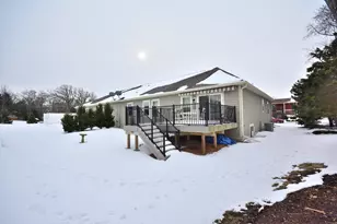 W144N4834 Stone Dr, Menomonee Falls, WI 53051 - Photo 32