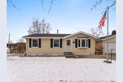 1604  Holly Dr, Manitowoc, WI 54220 - Photo 1