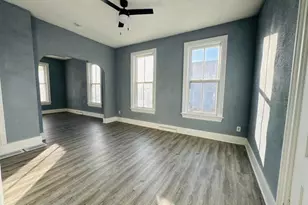 930 Marquette St, Racine, WI 53404 - Photo 2