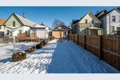 2429 S Logan Ave, Milwaukee, WI 53207 - Photo 18