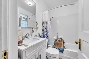 6528 W North Ave, Wauwatosa, WI 53213 - Photo 14