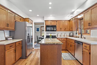 N6119  Willow Cir, Concord, WI 53178 - Photo 12