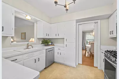 5023  Valley Trl, Racine, WI 53402 - Photo 16