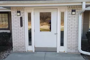 20245 Independence Dr, Brookfield, WI 53045 - Photo 2