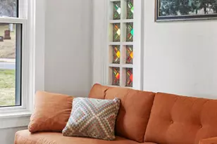 403 W Capitol Dr, Hartland, WI 53029 - Photo 8