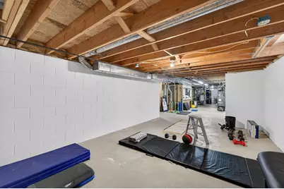 12714 N Meadow Cir, Mequon, WI 53092 - Photo 22