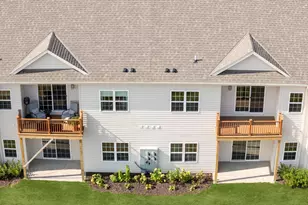 1874 Woodland Way, Slinger, WI 53086 - Photo 4