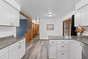 3830 S 14th St, Sheboygan, WI 53081 - Photo 16