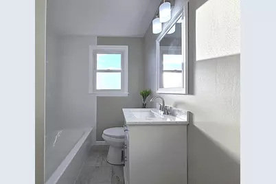 3703 S 21st St, Milwaukee, WI 53221 - Photo 26