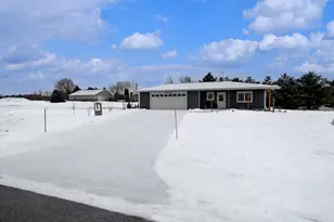 90 McDermott Ct, Random Lake, WI 53075 - Photo 1