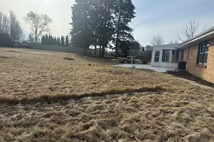 2101 N Emmertsen Rd, Racine, WI 53406 - Photo 30