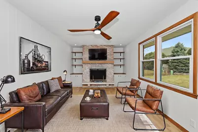 2101 N Emmertsen Rd, Racine, WI 53406 - Photo 4