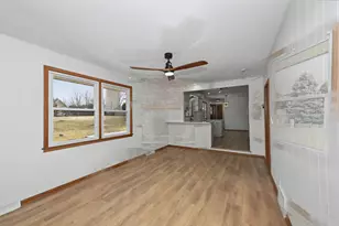 2101 N Emmertsen Rd, Racine, WI 53406 - Photo 18