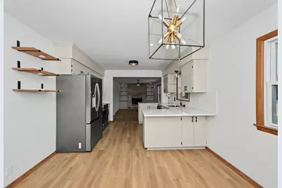 2101 N Emmertsen Rd, Racine, WI 53406 - Photo 12